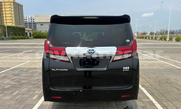 Buy Used Toyota Alphard Black Car in Phnom Penh in Phnom Penh Buy Used Toyota Alphard Black Car in Phnom Penh in Phnom Penh