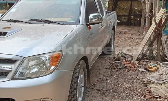Buy Used Toyota Hilux Other Car in Chbar Mon in Kampong Speu Province Buy Used Toyota Hilux Other Car in Chbar Mon in Kampong Speu Province