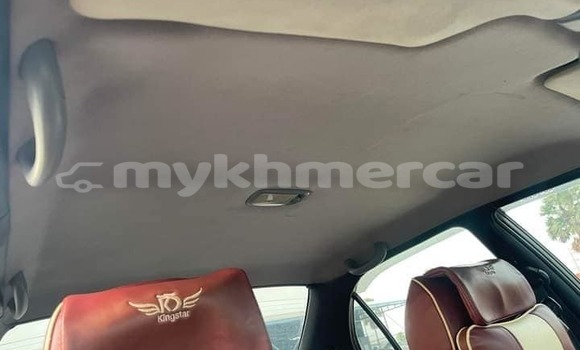 Buy Used Toyota ISis White Car in Battambang in Battambang Province Buy Used Toyota ISis White Car in Battambang in Battambang Province