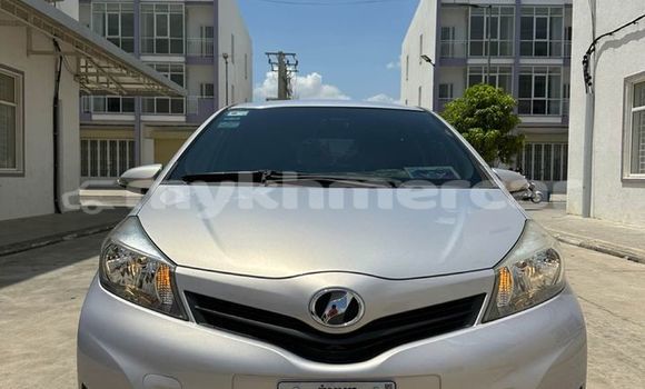 Buy Used Toyota Vitz Other Car in Banteay Meanchey in Banteay Meanchey Province Buy Used Toyota Vitz Other Car in Banteay Meanchey in Banteay Meanchey Province