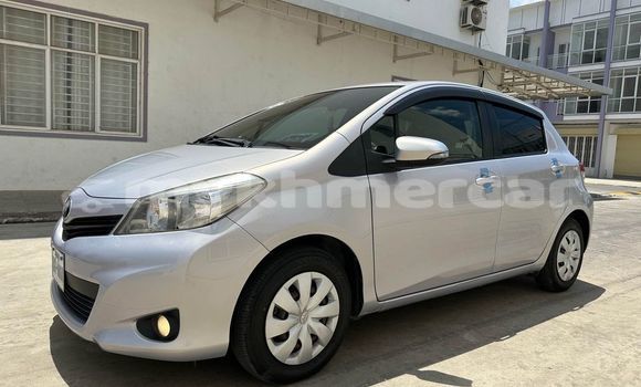 Buy Used Toyota Vitz Other Car in Banteay Meanchey in Banteay Meanchey Province Buy Used Toyota Vitz Other Car in Banteay Meanchey in Banteay Meanchey Province