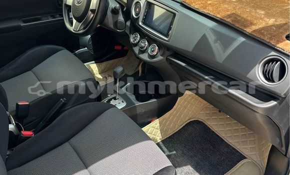 Buy Used Toyota Vitz Other Car in Banteay Meanchey in Banteay Meanchey Province Buy Used Toyota Vitz Other Car in Banteay Meanchey in Banteay Meanchey Province