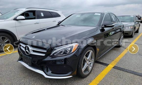 Acheter Occasion Voiture Mercedes-Benz C–Class Noir à Bavet, Svay Rieng Province Acheter Occasion Voiture Mercedes-Benz C–Class Noir à Bavet, Svay Rieng Province