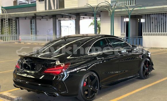 Acheter Occasion Voiture Mercedes-Benz CLA-klasse Noir à Banlung, Ratanakiri Province Acheter Occasion Voiture Mercedes-Benz CLA-klasse Noir à Banlung, Ratanakiri Province