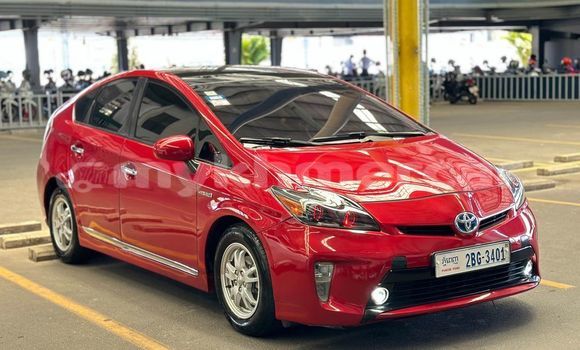 Acheter Occasion Voiture Toyota Prius Rouge à Banteay Meanchey, Banteay Meanchey Province Acheter Occasion Voiture Toyota Prius Rouge à Banteay Meanchey, Banteay Meanchey Province