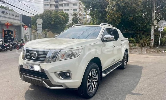 Buy Used Nissan Navara White Car in Banteay Meanchey in Banteay Meanchey Province Buy Used Nissan Navara White Car in Banteay Meanchey in Banteay Meanchey Province