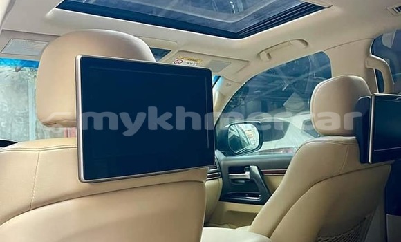 Buy Used Toyota Land Cruiser Black Car in Phnom Penh in Phnom Penh Buy Used Toyota Land Cruiser Black Car in Phnom Penh in Phnom Penh