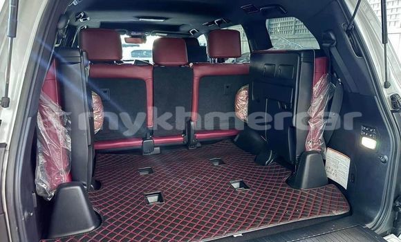 ទិញ បានប្រើ Lexus LX 570 White ឡាន} ក្នុង Bavet ក្នុង Svay Rieng Province ទិញ បានប្រើ Lexus LX 570 White ឡាន} ក្នុង Bavet ក្នុង Svay Rieng Province