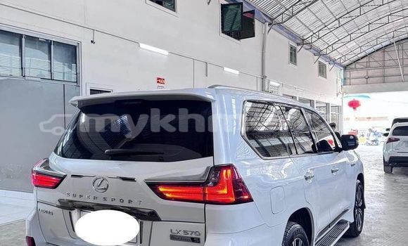 ទិញ បានប្រើ Lexus LX 570 White ឡាន} ក្នុង Bavet ក្នុង Svay Rieng Province ទិញ បានប្រើ Lexus LX 570 White ឡាន} ក្នុង Bavet ក្នុង Svay Rieng Province