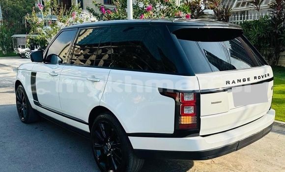 Buy Used Land Rover Range Rover Vogue White Car in Phnom Penh in Phnom Penh Buy Used Land Rover Range Rover Vogue White Car in Phnom Penh in Phnom Penh