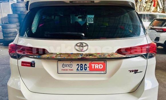 Buy Used Toyota Fortuner Other Car in Amleang in Kampong Speu Province Buy Used Toyota Fortuner Other Car in Amleang in Kampong Speu Province