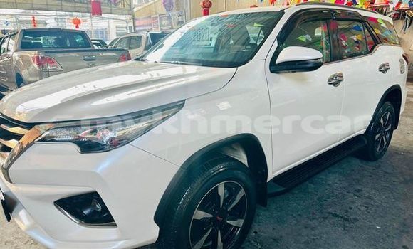 Buy Used Toyota Fortuner Other Car in Amleang in Kampong Speu Province Buy Used Toyota Fortuner Other Car in Amleang in Kampong Speu Province