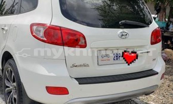 Buy Used Hyundai Santamo Other Car in Banteay Meanchey in Banteay Meanchey Province Buy Used Hyundai Santamo Other Car in Banteay Meanchey in Banteay Meanchey Province