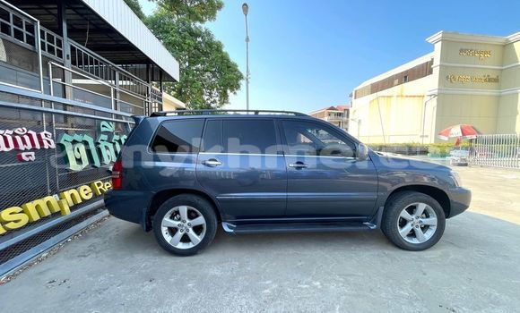 Buy Used Toyota Highlander Other Car in Battambang in Battambang Province Buy Used Toyota Highlander Other Car in Battambang in Battambang Province