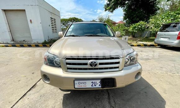 Buy Used Toyota Highlander Other Car in Battambang in Battambang Province Buy Used Toyota Highlander Other Car in Battambang in Battambang Province