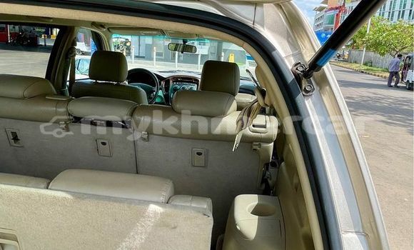 Buy Used Toyota Highlander Other Car in Battambang in Battambang Province Buy Used Toyota Highlander Other Car in Battambang in Battambang Province