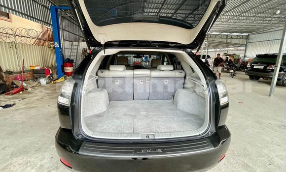 Buy Used Lexus RX 330 Black Car in Bavet in Svay Rieng Province Buy Used Lexus RX 330 Black Car in Bavet in Svay Rieng Province