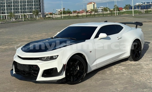 Buy Used Chevrolet Camaro White Car in Phnom Penh in Phnom Penh Buy Used Chevrolet Camaro White Car in Phnom Penh in Phnom Penh