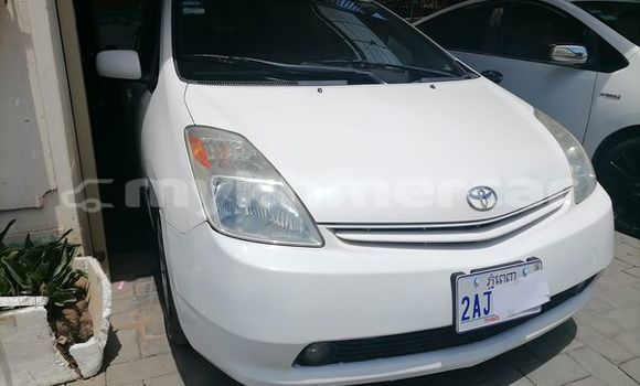 Buy Used Toyota Prius Silver Car in Battambang in Battambang Province Buy Used Toyota Prius Silver Car in Battambang in Battambang Province
