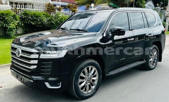 Buy Used Toyota Land Cruiser Black Car in Phnom Penh in Phnom Penh Buy Used Toyota Land Cruiser Black Car in Phnom Penh in Phnom Penh