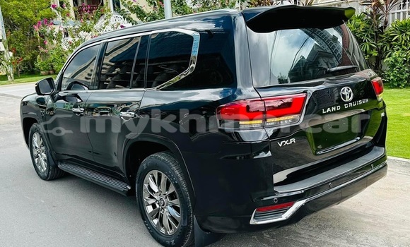 Buy Used Toyota Land Cruiser Black Car in Phnom Penh in Phnom Penh Buy Used Toyota Land Cruiser Black Car in Phnom Penh in Phnom Penh