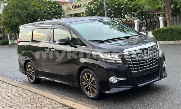 Buy Used Toyota Alphard Black Car in Phnom Penh in Phnom Penh Buy Used Toyota Alphard Black Car in Phnom Penh in Phnom Penh