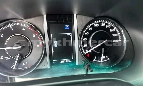 Acheter Occasion Voiture Toyota Fortuner Blanc à Amleang, Kampong Speu Province Acheter Occasion Voiture Toyota Fortuner Blanc à Amleang, Kampong Speu Province