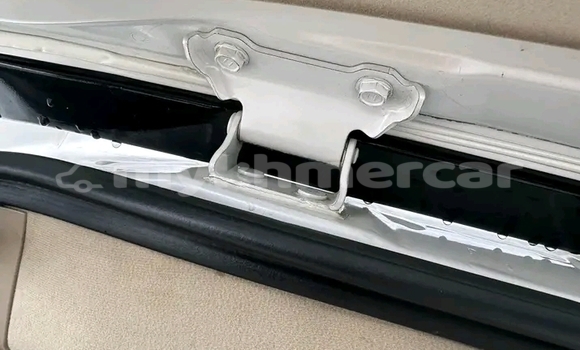 Acheter Occasion Voiture Lexus RX 330 Blanc à Bavet, Svay Rieng Province Acheter Occasion Voiture Lexus RX 330 Blanc à Bavet, Svay Rieng Province