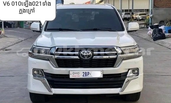 Acheter Occasion Voiture Toyota Land Cruiser Autre à Chbar Mon, Kampong Speu Province Acheter Occasion Voiture Toyota Land Cruiser Autre à Chbar Mon, Kampong Speu Province