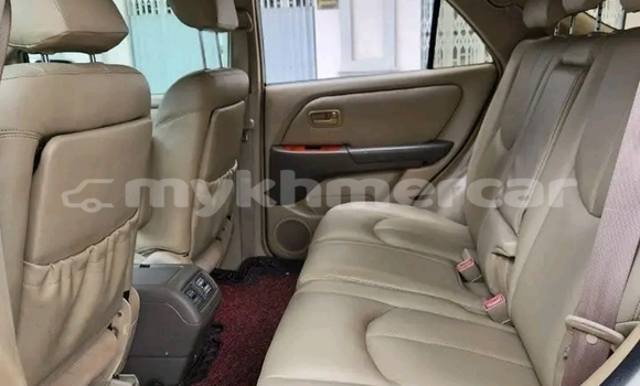 Buy Used Lexus RX 300 Other Car in Banlung in Ratanakiri Province Buy Used Lexus RX 300 Other Car in Banlung in Ratanakiri Province
