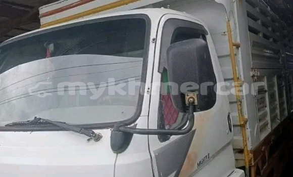 Buy Used Toyota Hilux White Car in Kampot in Kampot Province Buy Used Toyota Hilux White Car in Kampot in Kampot Province