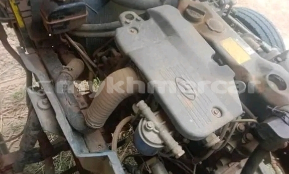 Buy Used Toyota Hiace White Car in Chbar Mon in Kampong Speu Province Buy Used Toyota Hiace White Car in Chbar Mon in Kampong Speu Province