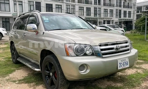 Buy Used Toyota Highlander Other Car in Bavet in Svay Rieng Province Buy Used Toyota Highlander Other Car in Bavet in Svay Rieng Province