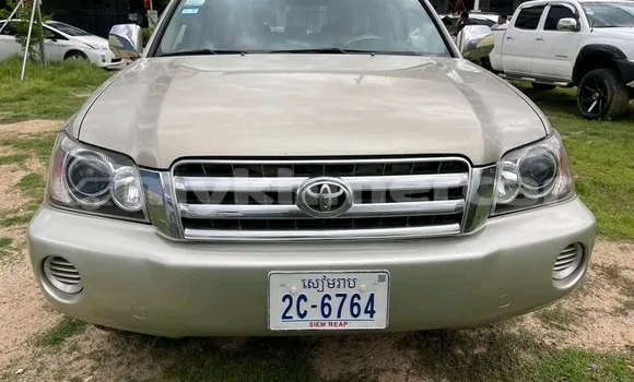 Buy Used Toyota Highlander Other Car in Bavet in Svay Rieng Province Buy Used Toyota Highlander Other Car in Bavet in Svay Rieng Province