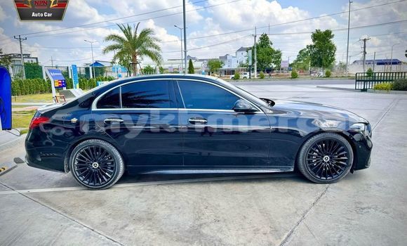 Buy Used Mercedes-Benz C–Class Black Car in Chbar Mon in Kampong Speu Province Buy Used Mercedes-Benz C–Class Black Car in Chbar Mon in Kampong Speu Province