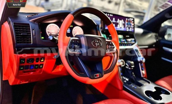 Buy Used Toyota Land Cruiser White Car in Chbar Mon in Kampong Speu Province Buy Used Toyota Land Cruiser White Car in Chbar Mon in Kampong Speu Province