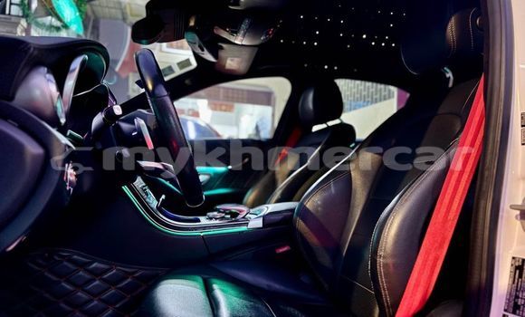 Buy Used Mercedes-Benz C–Class White Car in Chbar Mon in Kampong Speu Province Buy Used Mercedes-Benz C–Class White Car in Chbar Mon in Kampong Speu Province