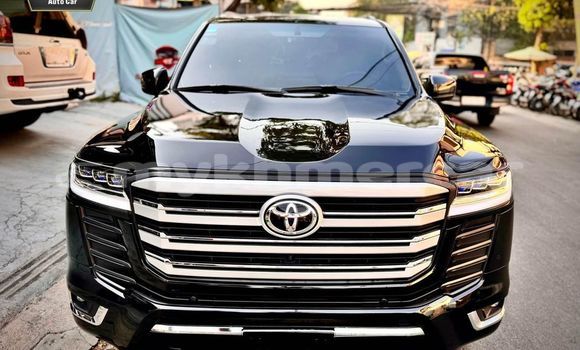Buy Used Toyota Land Cruiser Black Car in Dăm Thnăm in Kampot Province Buy Used Toyota Land Cruiser Black Car in Dăm Thnăm in Kampot Province