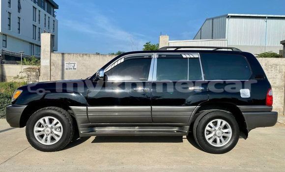 Acheter Occasion Voiture Lexus LX 570 Noir à Chbar Mon, Kampong Speu Province Acheter Occasion Voiture Lexus LX 570 Noir à Chbar Mon, Kampong Speu Province