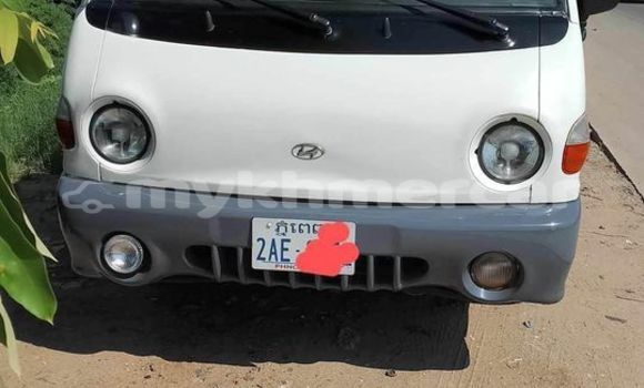 Acheter Occasion Voiture Hyundai Pony Blanc à Chbar Mon, Kampong Speu Province Acheter Occasion Voiture Hyundai Pony Blanc à Chbar Mon, Kampong Speu Province