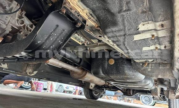 Acheter Occasion Voiture Hyundai Starex Blanc à Chbar Mon, Kampong Speu Province Acheter Occasion Voiture Hyundai Starex Blanc à Chbar Mon, Kampong Speu Province