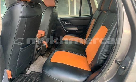 Acheter Occasion Voiture Range Rover Range Rover Autre à Chbar Mon, Kampong Speu Province Acheter Occasion Voiture Range Rover Range Rover Autre à Chbar Mon, Kampong Speu Province