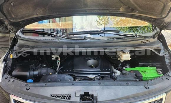 Acheter Occasion Voiture Hyundai Starex Noir à Bavet, Svay Rieng Province Acheter Occasion Voiture Hyundai Starex Noir à Bavet, Svay Rieng Province