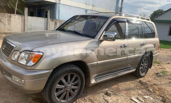 Acheter Occasion Voiture Lexus LX 570 Autre à Chbar Mon, Kampong Speu Province Acheter Occasion Voiture Lexus LX 570 Autre à Chbar Mon, Kampong Speu Province