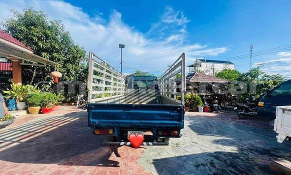 Acheter Occasion Voiture Hyundai Pony Bleu à Bavet, Svay Rieng Province Acheter Occasion Voiture Hyundai Pony Bleu à Bavet, Svay Rieng Province