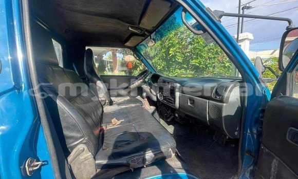 Acheter Occasion Voiture Hyundai Pony Bleu à Bavet, Svay Rieng Province Acheter Occasion Voiture Hyundai Pony Bleu à Bavet, Svay Rieng Province