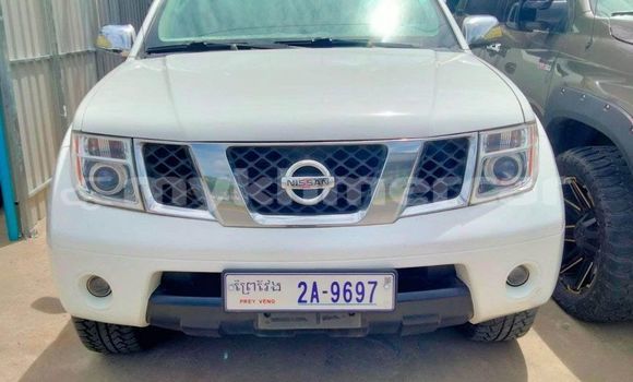 Acheter Occasion Voiture Nissan Frontier Blanc à Cheom Ksan, Preah Vihear Province Acheter Occasion Voiture Nissan Frontier Blanc à Cheom Ksan, Preah Vihear Province