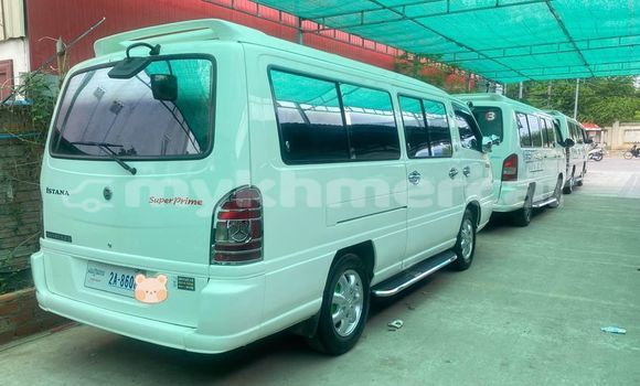 Acheter Occasion Voiture Toyota Aygo Blanc à Chbar Mon, Kampong Speu Province Acheter Occasion Voiture Toyota Aygo Blanc à Chbar Mon, Kampong Speu Province