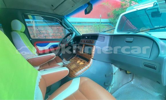 Acheter Occasion Voiture Toyota Aygo Blanc à Chbar Mon, Kampong Speu Province Acheter Occasion Voiture Toyota Aygo Blanc à Chbar Mon, Kampong Speu Province