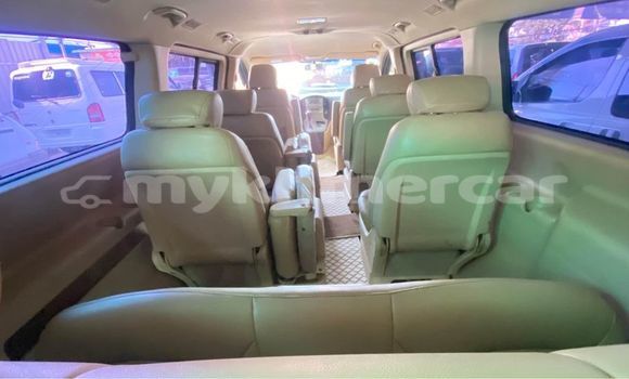 Acheter Occasion Voiture Hyundai Starex Autre à Chbar Mon, Kampong Speu Province Acheter Occasion Voiture Hyundai Starex Autre à Chbar Mon, Kampong Speu Province